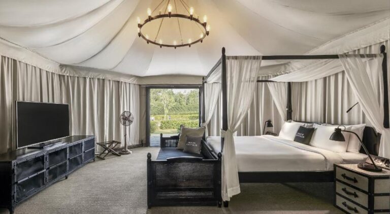 Glamping Deluxe tent 6